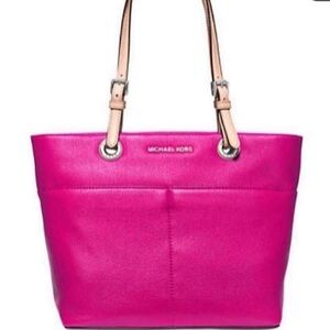 MICHAEL Michael Kors Magenta/Beige Grained
Leather Bedford Tote.